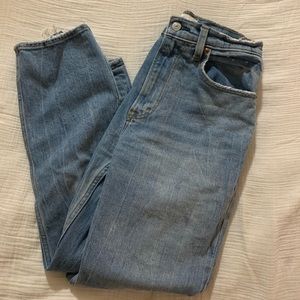 A&F Ulta High raise ankle straight